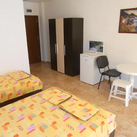 Agatopolis- всяка с безплатно парко място 3*