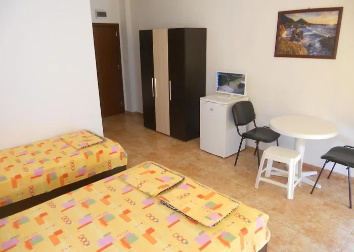 Agatopolis- всяка с безплатно парко място 3*