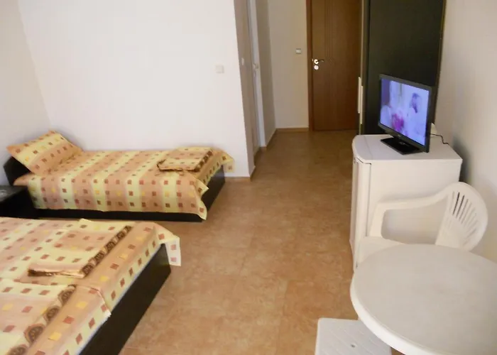 Къща за гости Agatopolis- всяка с безплатно парко място