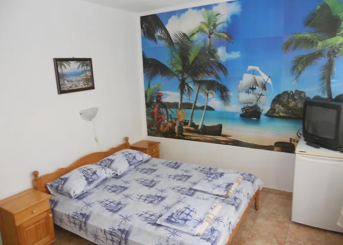 Agatopolis- всяка с безплатно парко място Ахтопол