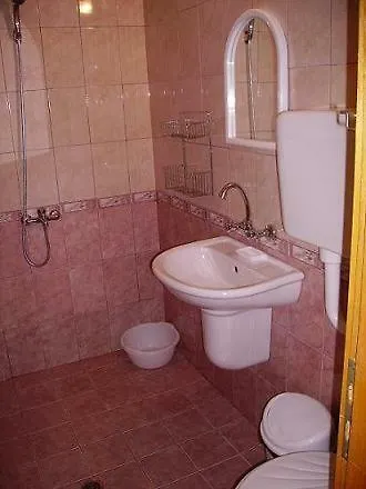 Къща за гости Agatopolis- всяка с безплатно парко място